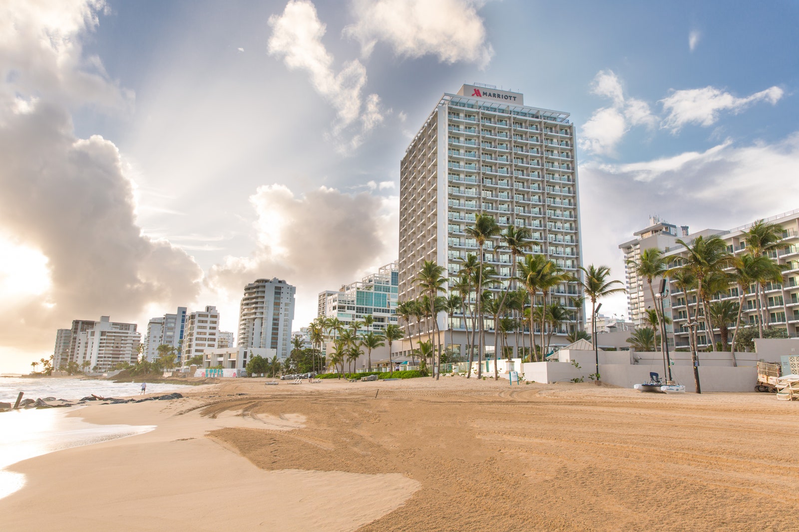 pStep out onto Condado Beach from the San Juan Marriott Resort amp Stellaris Casino.p 