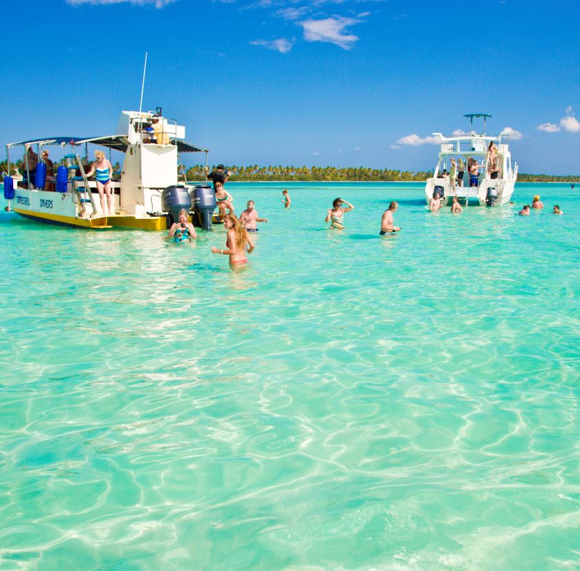 Dominican Republic Boats and swimming